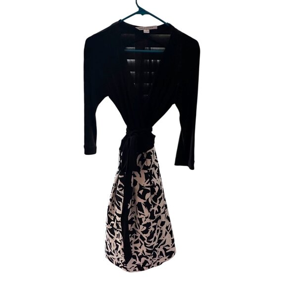 Authentic Diane von Furstenberg wrap dress Wool Silk DVF Hologram Security Tag - Picture 4 of 12